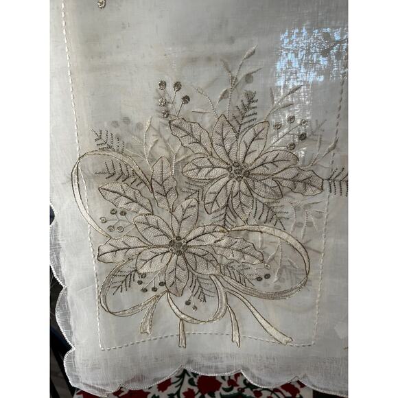 Robert Stanley Poinsettia Table Runner 13 X 72 Christmas Decor Ivory Gold - Picture 4 of 6